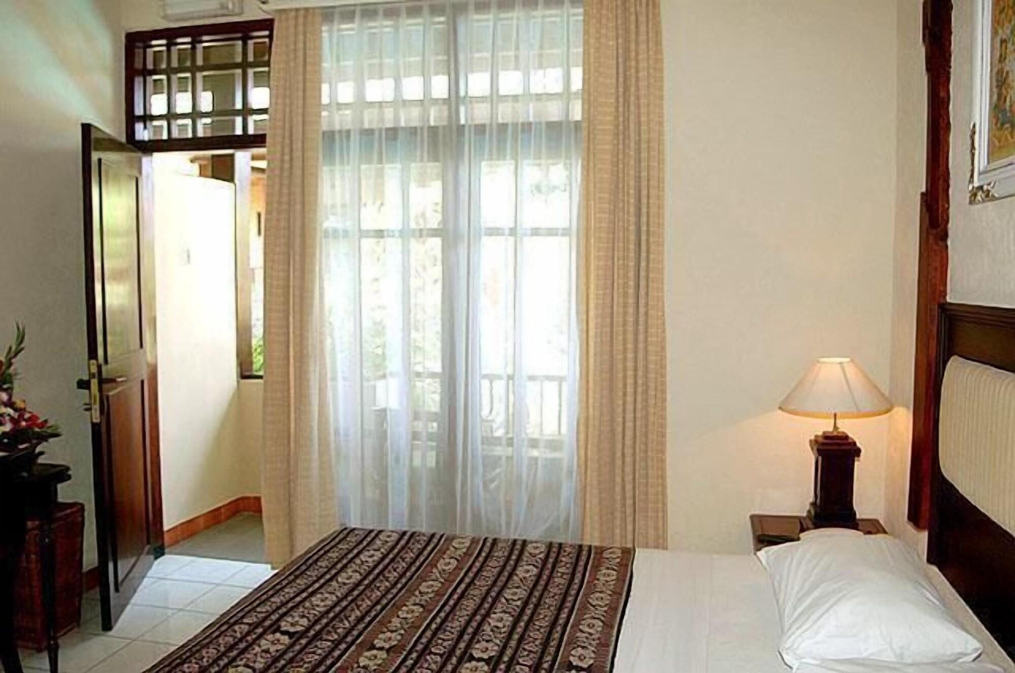 Bali Segara Hotel Kuta Lombok Esterno foto